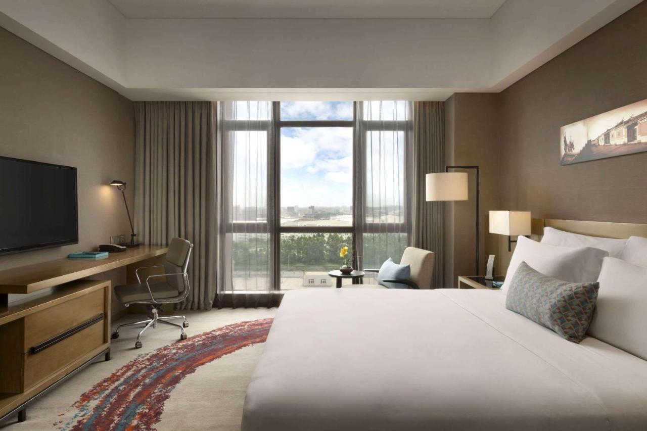 Wyndham JinJiang Hotel Bagian luar foto